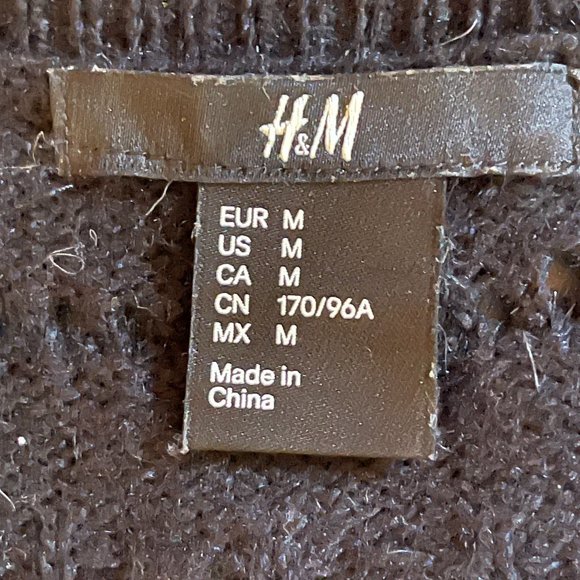 H&M Festive Black Sweater Dress - Picture 4 of 4